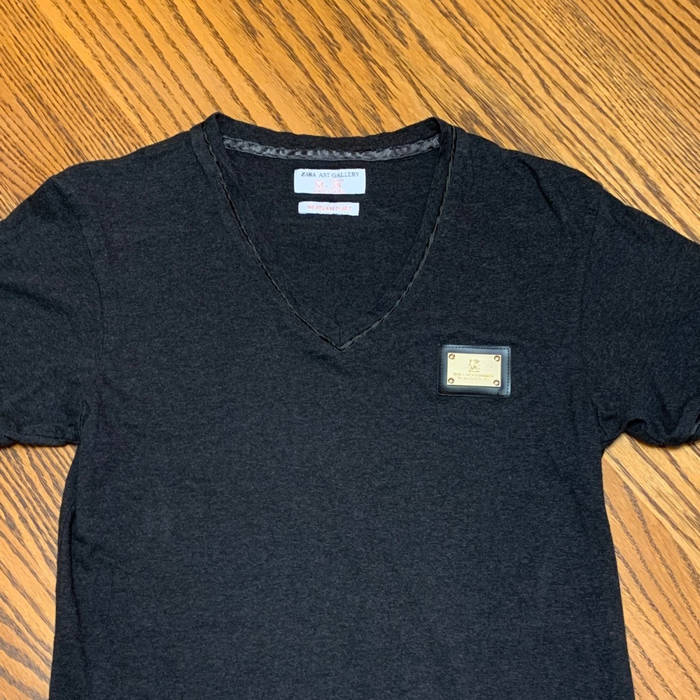 Zara Black V-Neck WE BELIEVE IN ART TEE- UNI-Sex